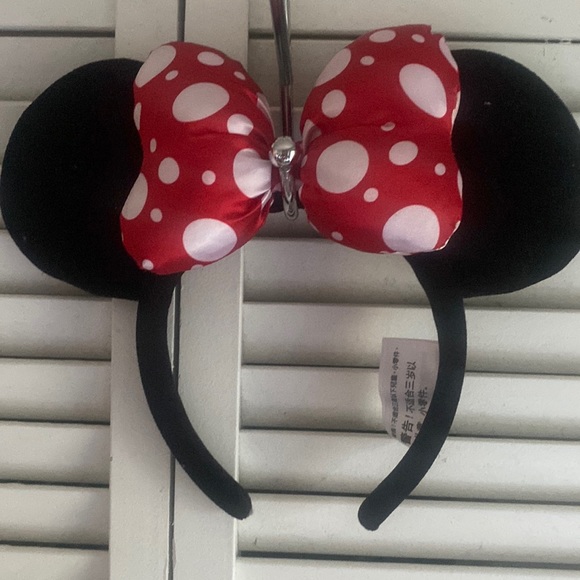 Adult size Minnie Mouse ears - Picture 1 of 3